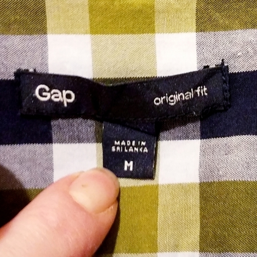 🌟 GAP Short Sleeve Oxford - Picture 2 of 4